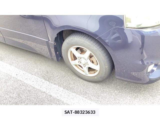 Toyota VOXY 2009-10 8102625-24