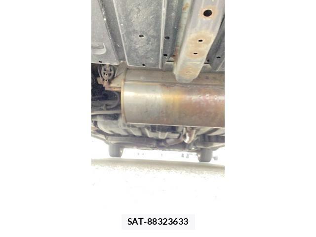 Toyota VOXY 2009-10 8102625-4