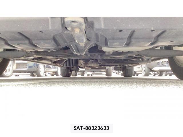 Toyota VOXY 2009-10 8102625-5