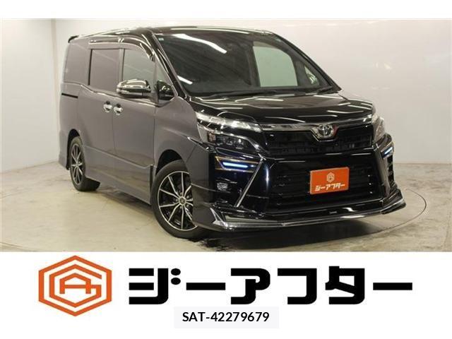 Toyota VOXY 2021-06 8102580-0
