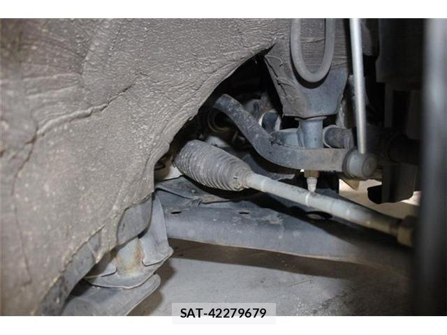 Toyota VOXY 2021-06 8102580-20