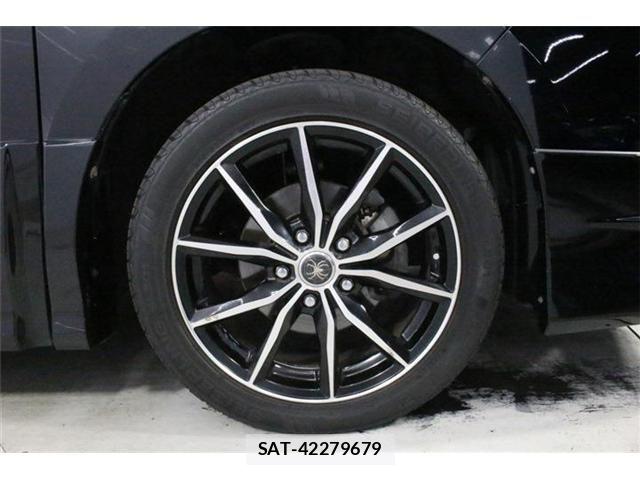 Toyota VOXY 2021-06 8102580-23