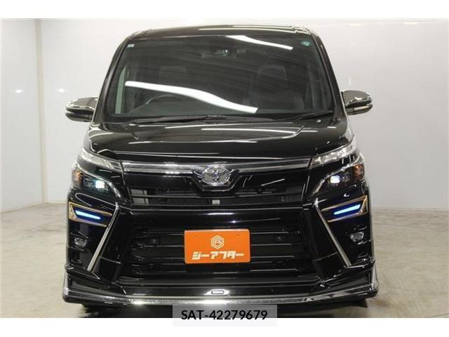 Toyota VOXY 2021-06 8102580-2