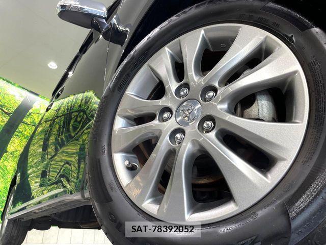 Toyota VOXY 2013-03 8102605-13