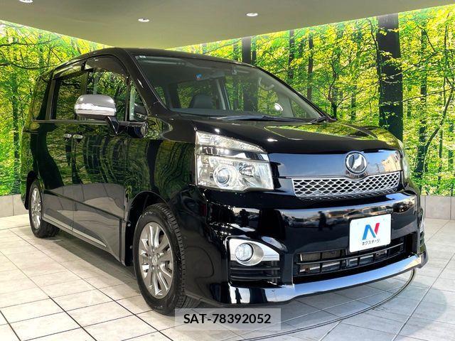 Toyota VOXY 2013-03 8102605-16