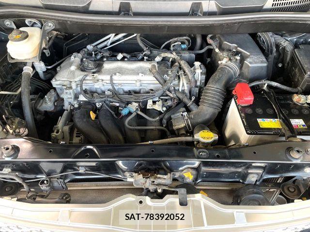 Toyota VOXY 2013-03 8102605-17