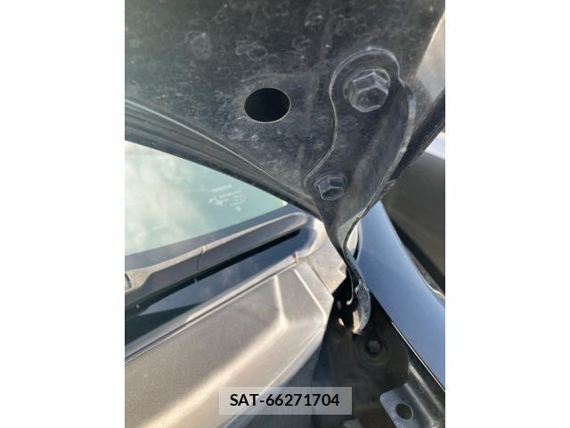Toyota VOXY 2013-08 8102616-10