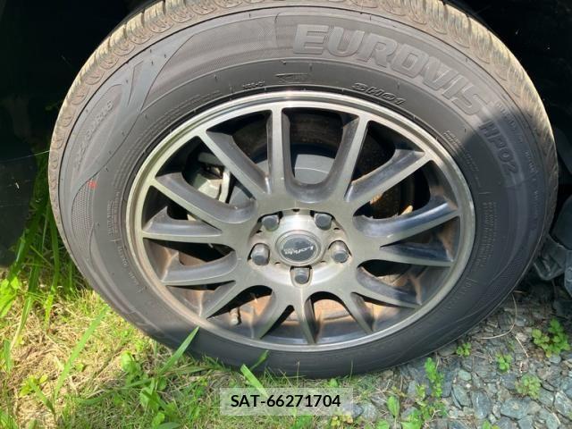 Toyota VOXY 2013-08 8102616-6