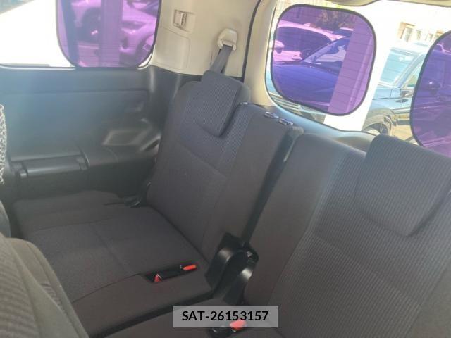 Toyota VOXY 2015-09 8102607-12