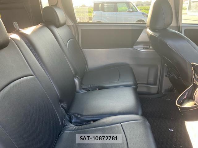 Toyota VOXY 2008-02 8102628-10