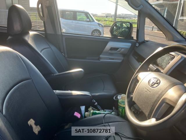 Toyota VOXY 2008-02 8102628-14