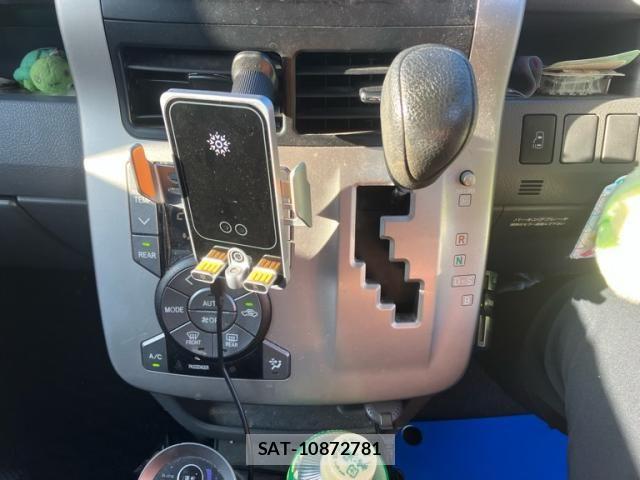 Toyota VOXY 2008-02 8102628-20