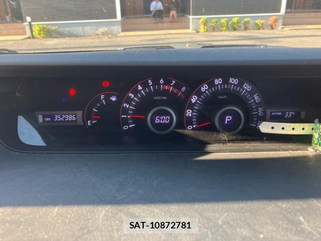 Toyota VOXY 2008-02 8102628-22