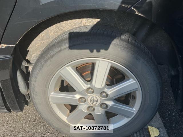 Toyota VOXY 2008-02 8102628-7