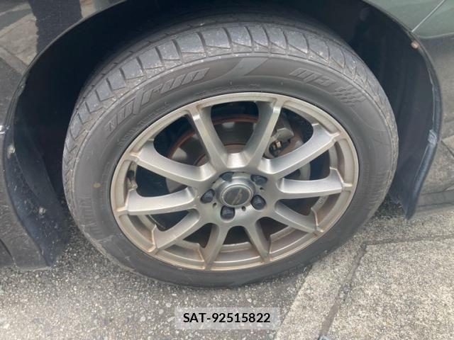 Toyota VOXY 2014-05 8102611-9