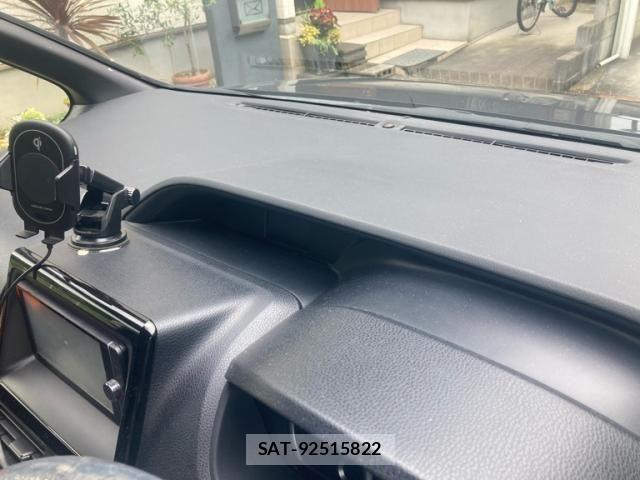 Toyota VOXY 2014-05 8102611-15