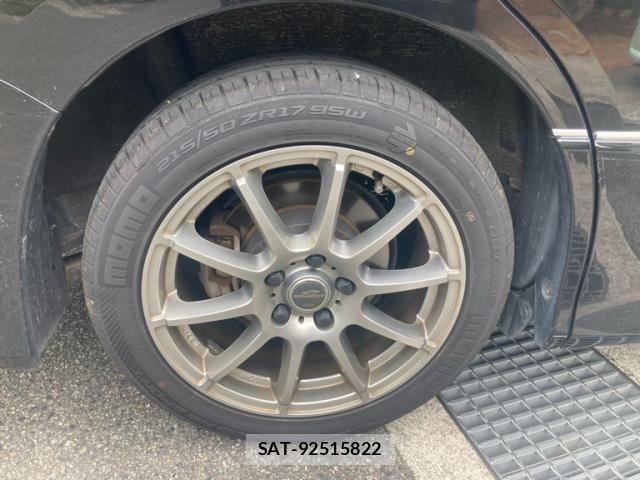 Toyota VOXY 2014-05 8102611-8
