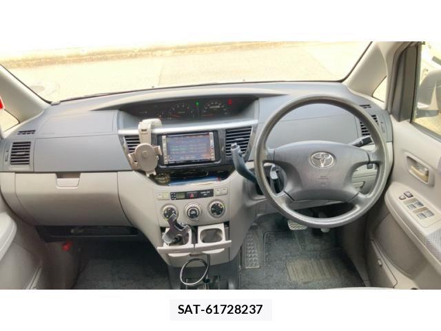 Toyota VOXY 2004-02 8102624-10
