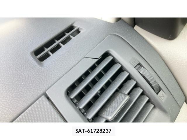 Toyota VOXY 2004-02 8102624-16