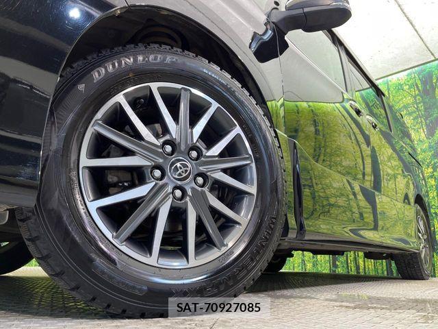 Toyota VOXY 2016-05 8102600-14