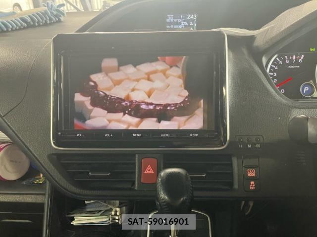 Toyota VOXY 2016-11 8102608-14