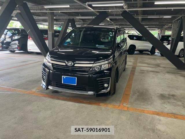Toyota VOXY 2016-11 8102608-1