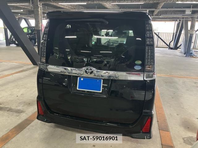 Toyota VOXY 2016-11 8102608-4