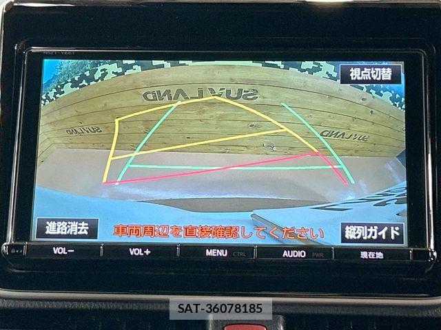 Toyota VOXY 2018-02 8102593-3