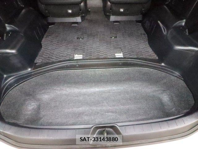 Toyota VOXY 2013-09 8102606-10