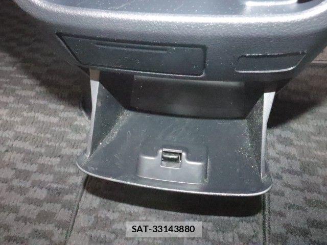 Toyota VOXY 2013-09 8102606-22