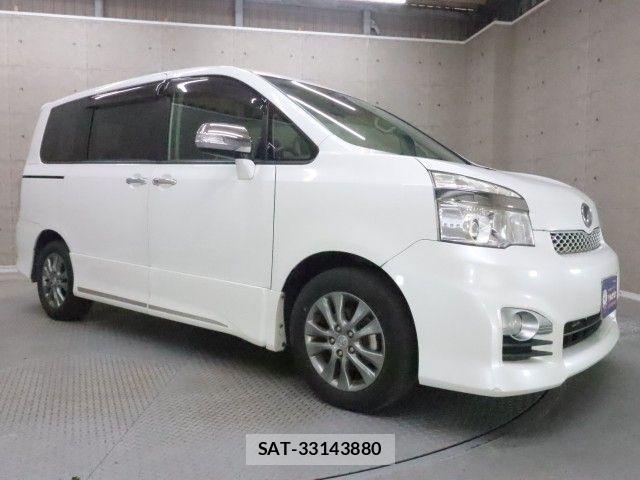 Toyota VOXY 2013-09 8102606-25