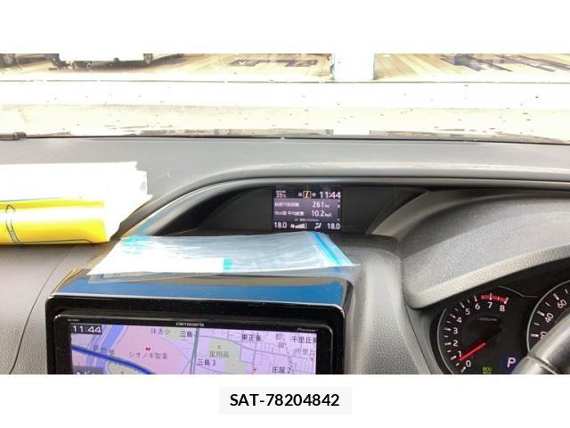 Toyota VOXY 2019-03 8102584-16