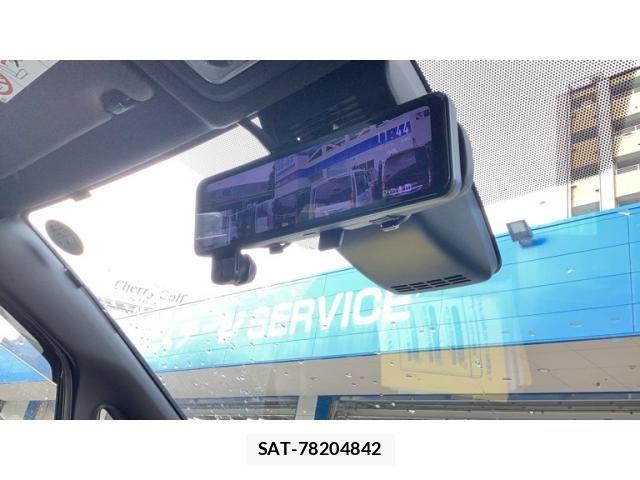 Toyota VOXY 2019-03 8102584-17