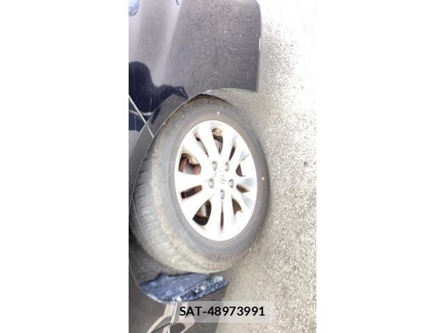 Toyota VOXY 2012-01 8102615-9