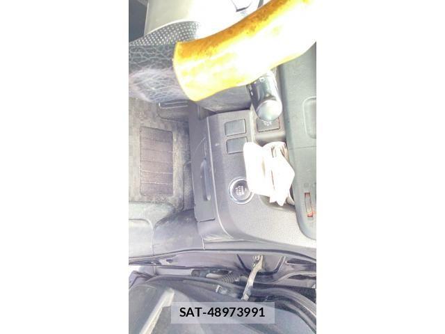Toyota VOXY 2012-01 8102615-13