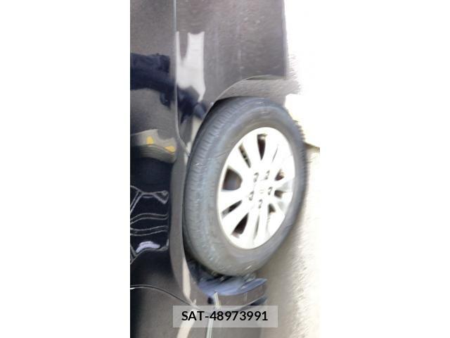 Toyota VOXY 2012-01 8102615-7