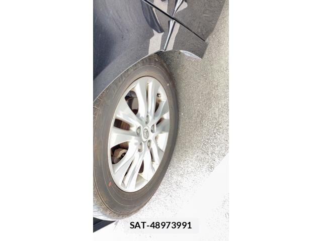 Toyota VOXY 2012-01 8102615-8