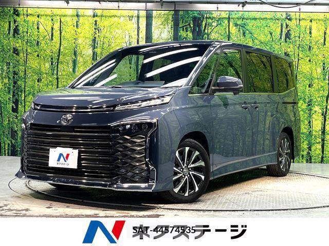 Toyota VOXY 2024-03 8102567-0