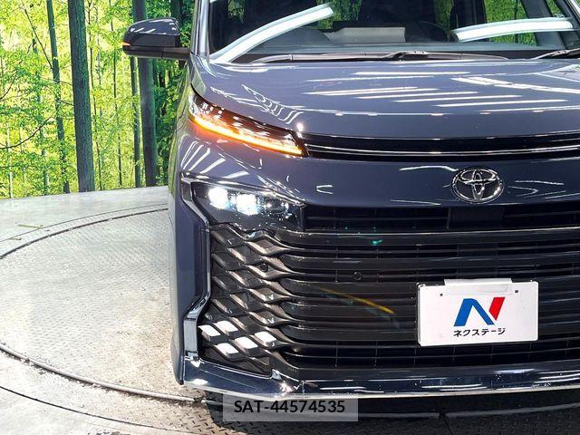 Toyota VOXY 2024-03 8102567-12