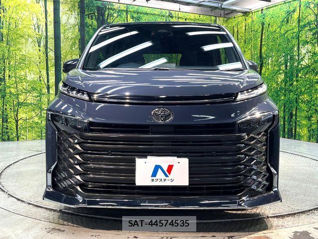 Toyota VOXY 2024-03 8102567-14