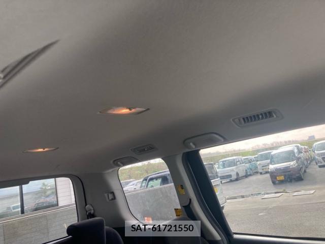 Toyota VOXY 2009-10 8102629-21