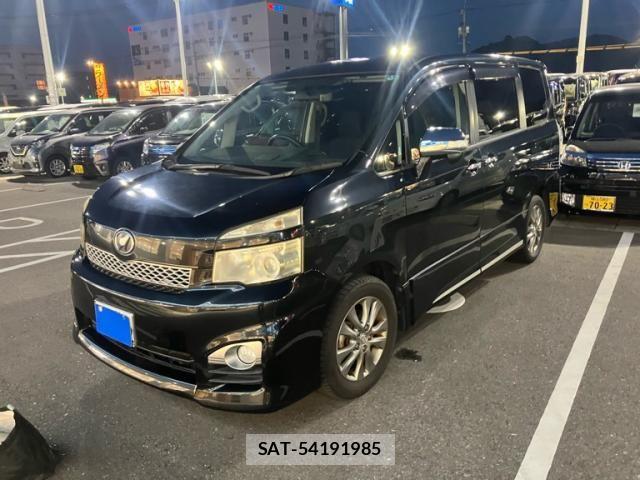Toyota VOXY 2011-10 8102614-0