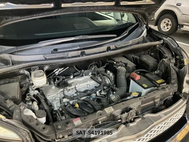 Toyota VOXY 2011-10 8102614-21