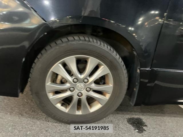 Toyota VOXY 2011-10 8102614-5