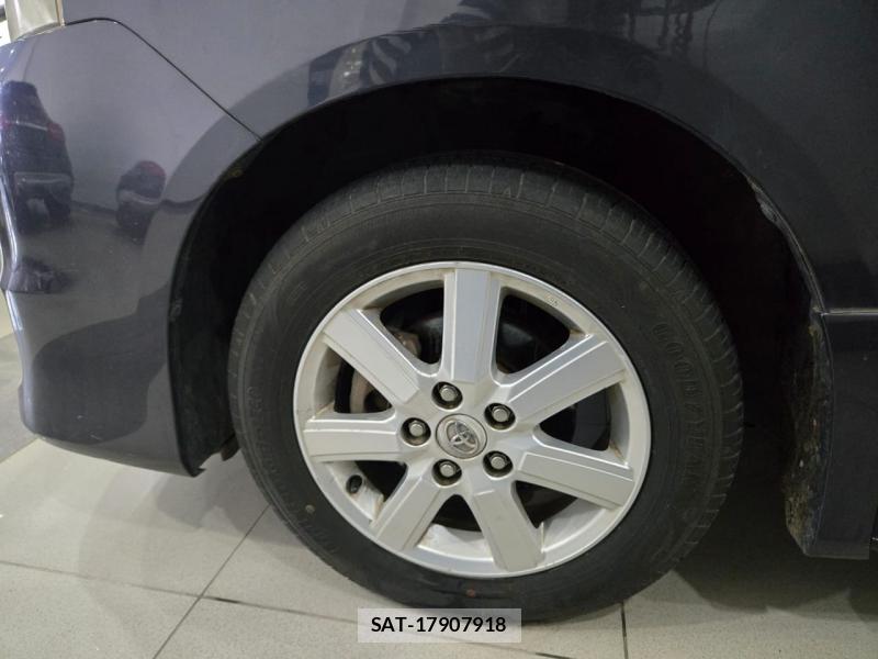 Toyota VOXY 2009-01 3432633-10