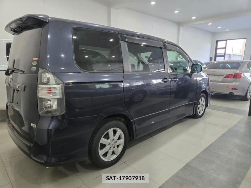 Toyota VOXY 2009-01 3432633-2