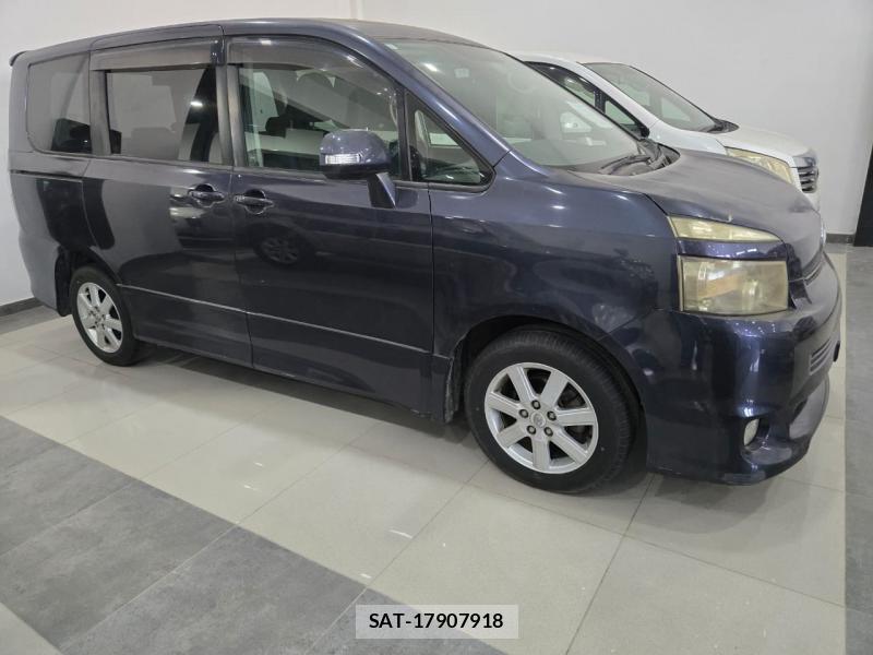 Toyota VOXY 2009-01 3432633-3