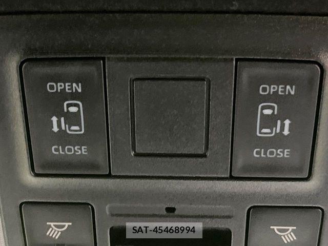 Toyota VOXY 2023-02 8102568-4