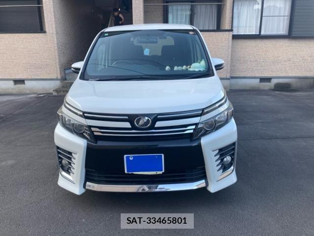 Toyota VOXY 2014-06 8102612-0
