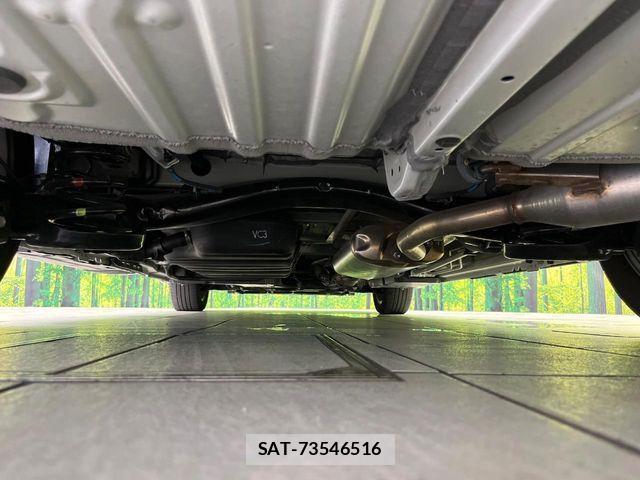 Toyota VOXY 2024-02 8102565-18